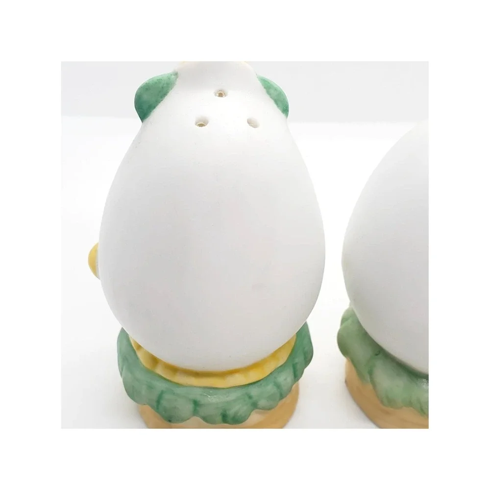 Lefton vintage egg